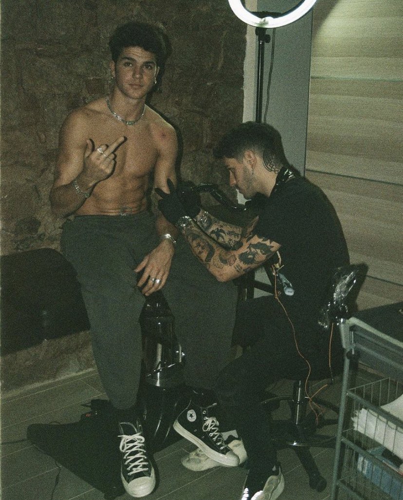 how he is so F%cK1ng hot