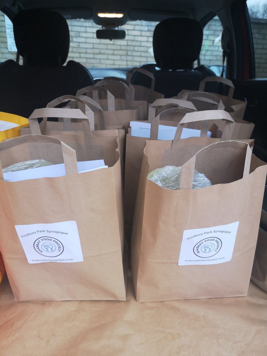ParkSynagogue's tweet photo. 12 shabbat meals were cooked and given to our most vulnerable members this morning!
Shabbat Shalom!
#Shabbatfoodproject #FinsburyParkSynagogue #HackneyJewishCommunity #fps #wecare #unitedsynagogue #Shabbat #kosherfood https://t.co/86MccxjNNz