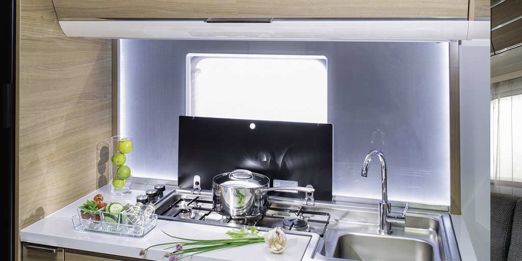 Her yönüyle baştan aşağı yenilenen Adora, premium bir karavan olan Astella'dan ilham alınarak tasarlandı. Kendinizi özel ve ayrıcalıklı hissetmek istiyorsanız Adria karavanlarından Adora tam da size göre 💖

#adria #nngrup #karavan #Kamp