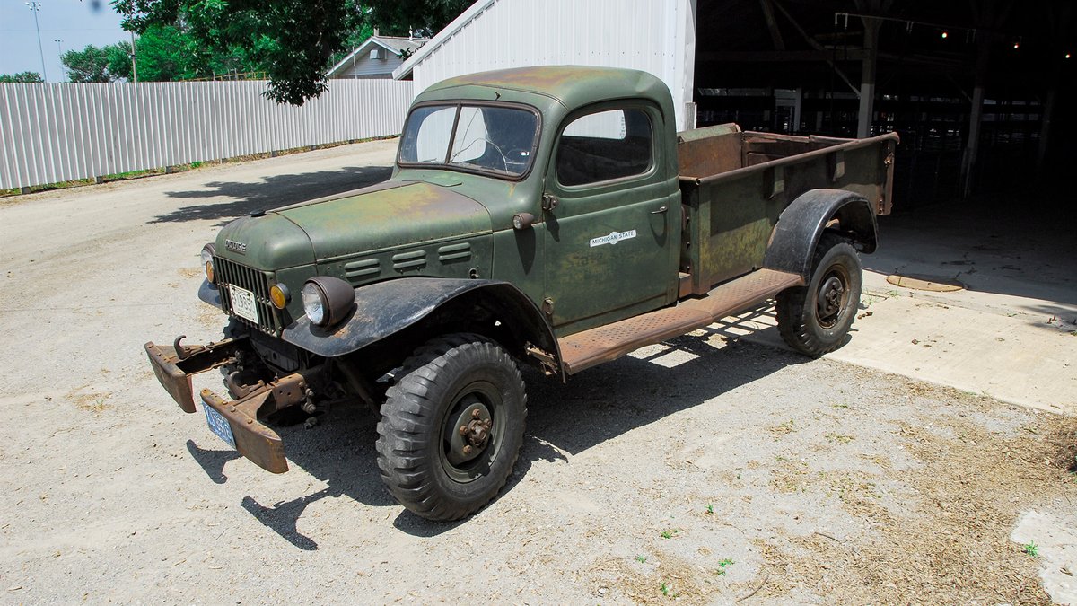 Ram Trucks tweet media