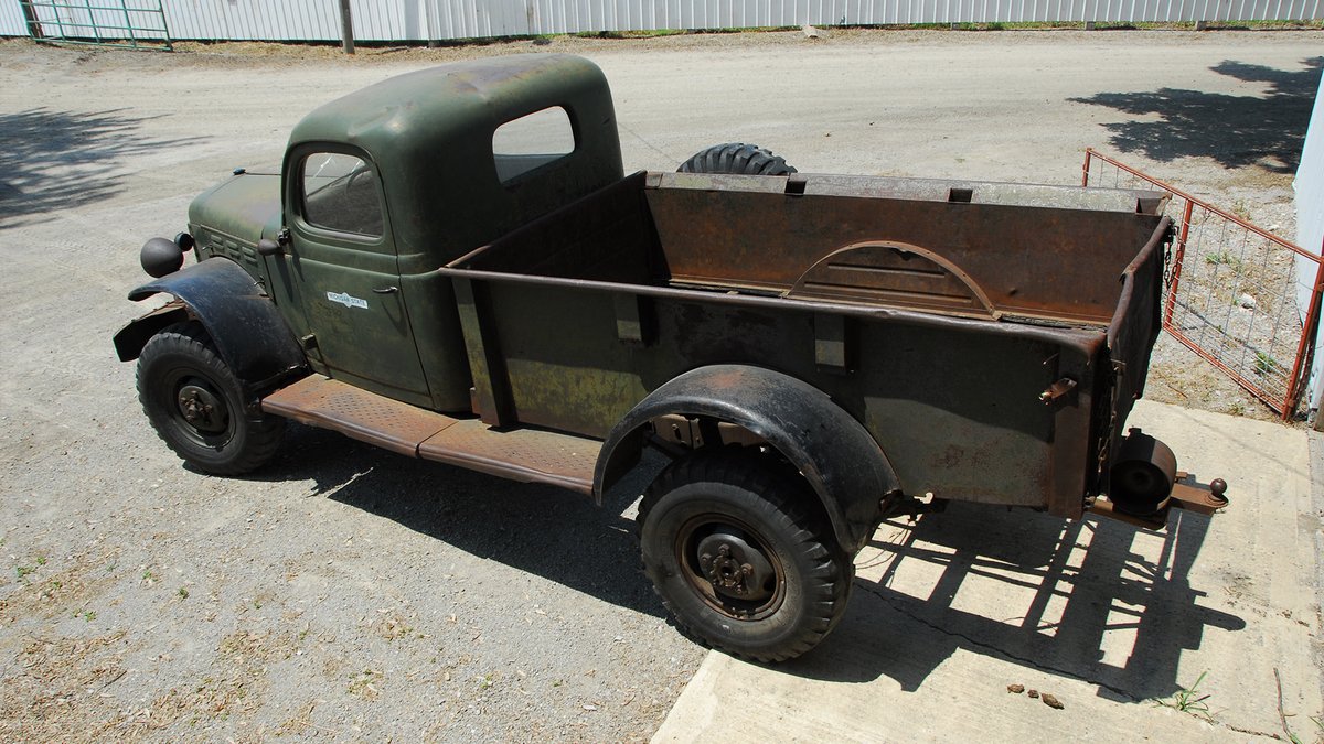 Ram Trucks tweet media