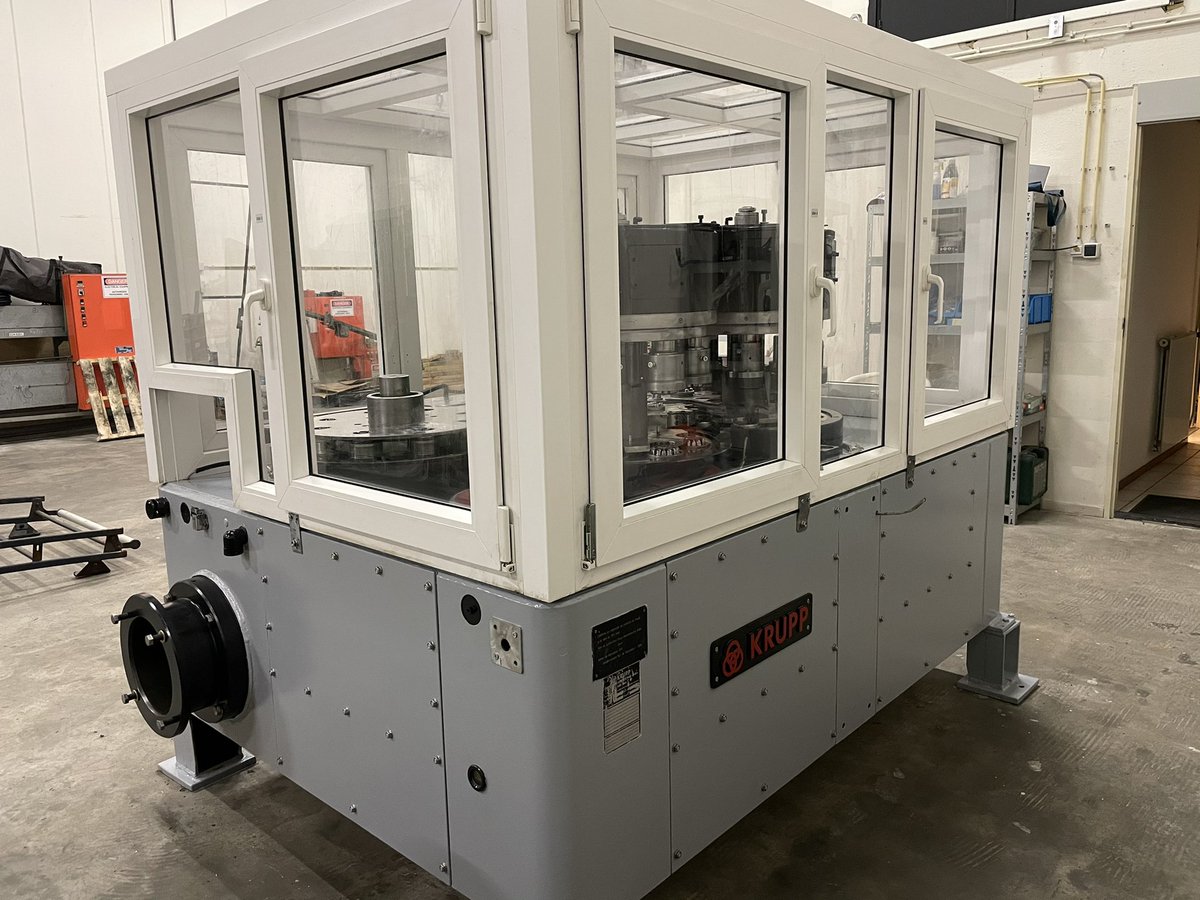 Mach4Food's tweet photo. #Mach4food sold an overhauled KRUPP DVKO 8 HEADS COMBINATION MACHINE FOR 73mm to a satisfied customer ✅

#canmaking #metalpackaging #thenetherlands https://t.co/MvWvjiJKIN