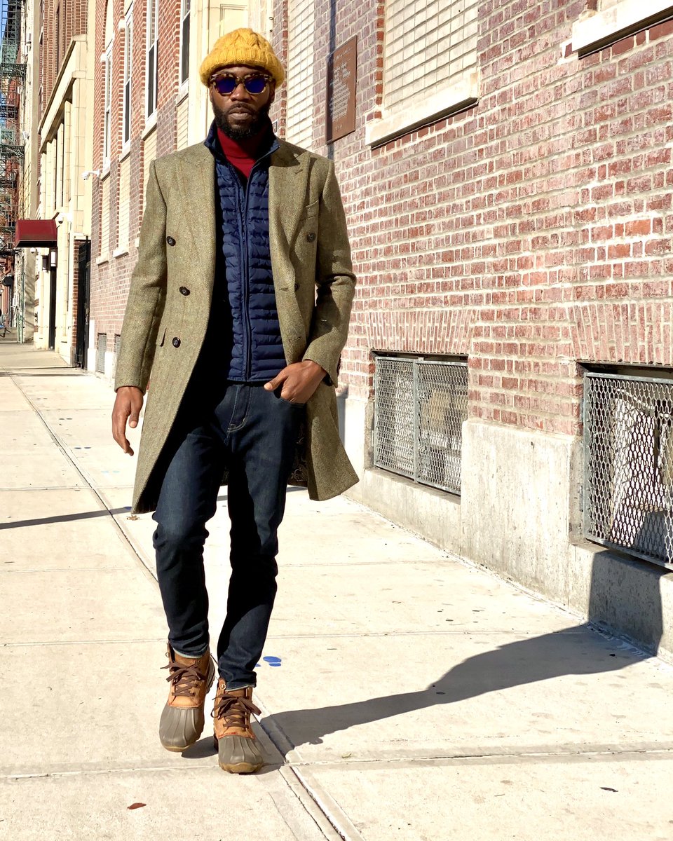 TheWeltheGuy's tweet photo. Featuring the Roderick Green Tweed Double-breasted Coat. Custom made just for you. For details visit the link in our bio @TheWeltheGuy #theweltheguy #welthenyc https://t.co/3qEozG3Iwt