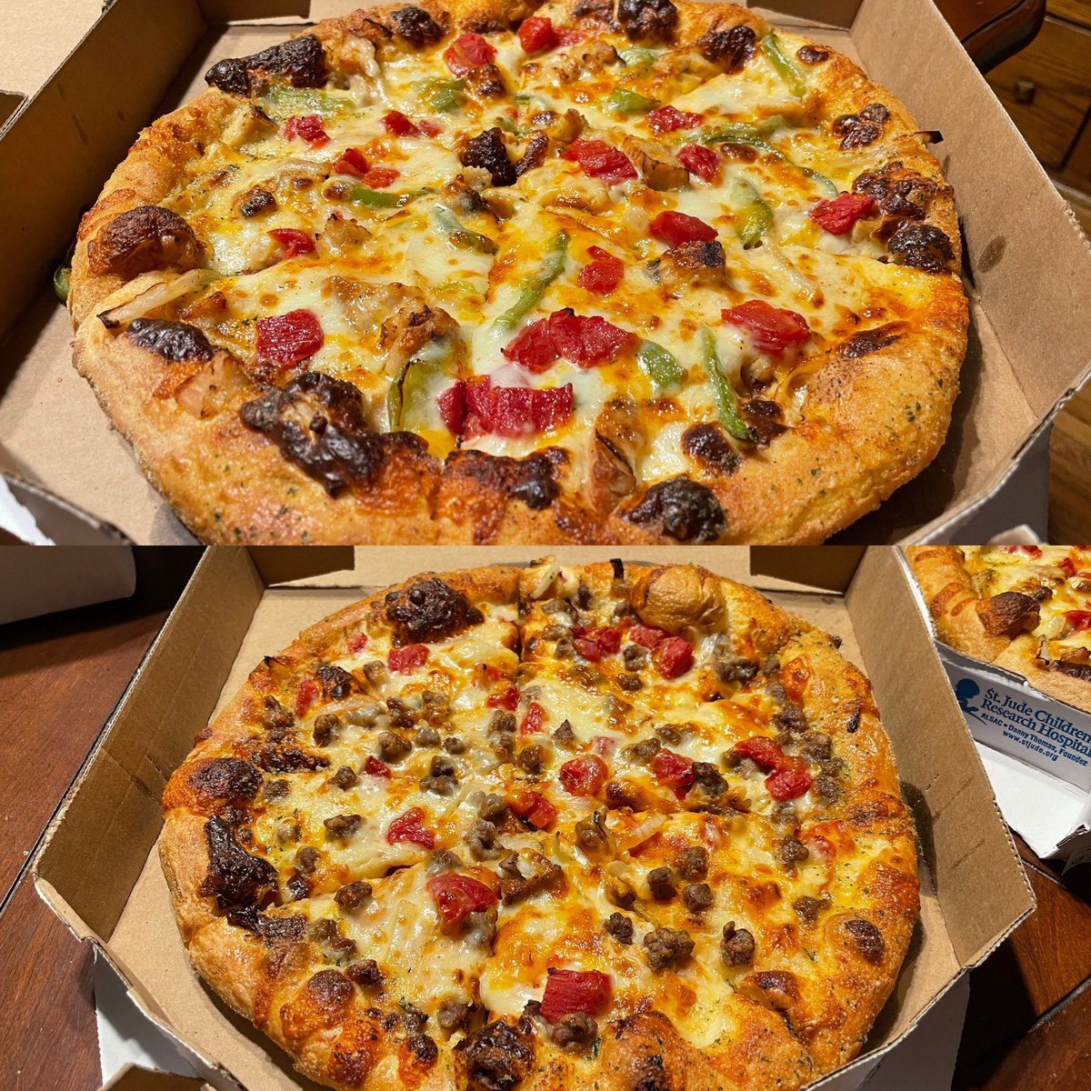 ChowDownPod's tweet photo. In this episode, Jonny, Sarah and Tink eat and review Domino's Chicken Taco Pizza and Cheeseburger Pizza so you can go get it. Maybe. They also talk about the Noid, the Jonny roast, and more.

Listen here: https://t.co/NGxZBIfUAq

#food #podcast #chowdownpod https://t.co/wuAf7DKEWt