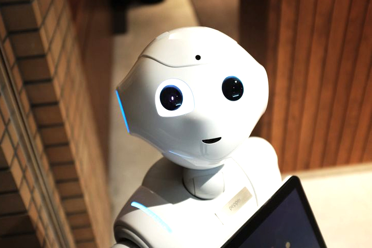 PsychoMedia's tweet photo. Notre système #affectif se laisse leurrer par le contact visuel avec un #robot https://t.co/82I9SMJ1mg https://t.co/GbZuyqovrr