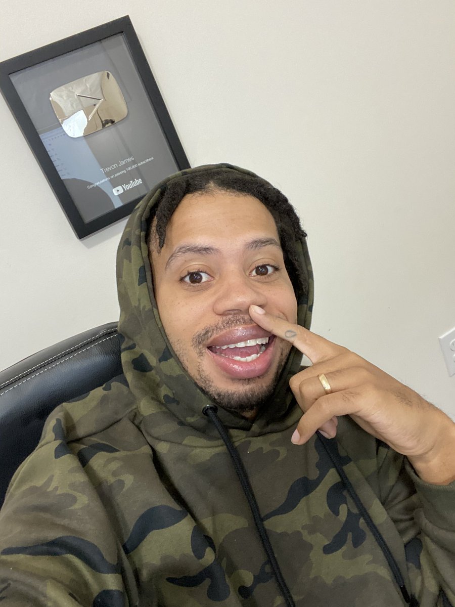 TrVon's tweet image. I’m sending #Bitcoin to random people who follow these 3 steps! 

✅Follow @BitcoinTre
✅Like and retweet
✅Tag a friend below with your bitcoin address

If I send you some, post the proof below!