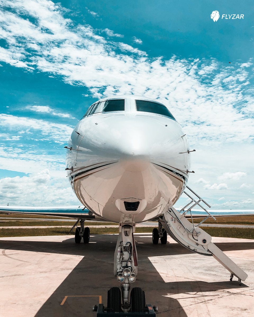 Gulfstream V ready for your next trip at San Fernando Airport. Where do you want to fly? ✈️

#flyzar #aviation #aviationlovers #aviationphotography #aviationdaily #aviationgeek #avgeek #airplane #airplanes #plane #planes #fly #flight #airline