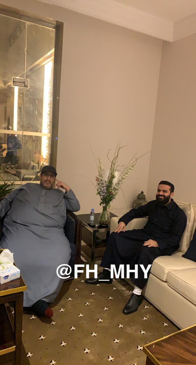 FH_MHY's tweet photo. 🚨🚨🚨 مباشرة وحصرياً - رئيس نادي #الاتحاد انمار الحائلي رِفقة رئيس الاتحاد الذهبي منصور البلوي. https://t.co/STIwQuUkGB