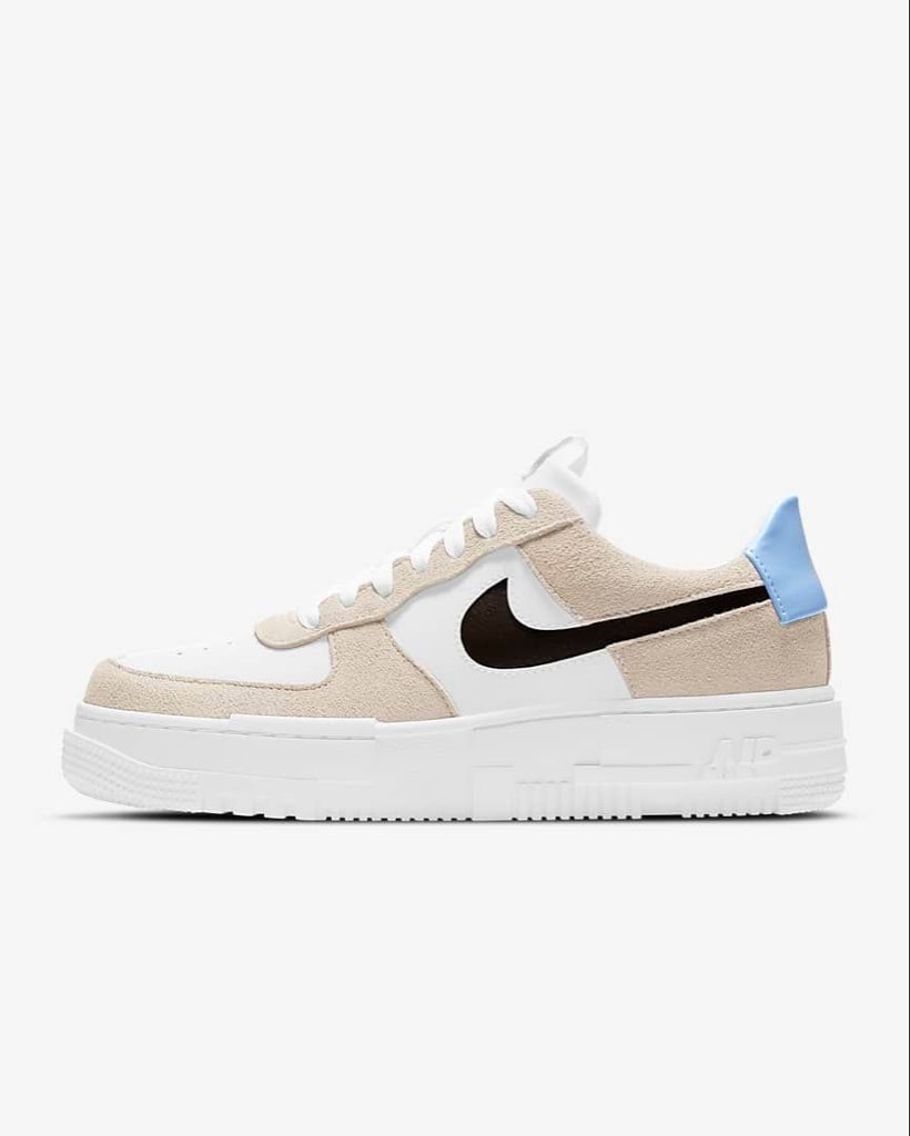ARSneakers_'s tweet photo. On commence avec la Nike WMNS Air Force 1 Pixel « Desert Sand »  

Vous validez ? 👀 https://t.co/fXcXyOVdZm