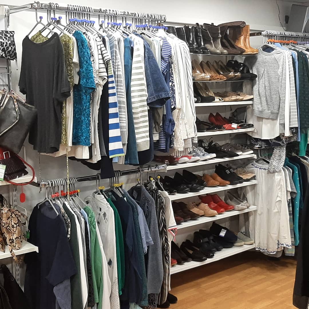 CRUKHarrogateOx's tweet photo. Over the past month we have been work hard to give the shop a more of a fashion vibe here are a few photos we took just before lockdown ....hope you like !! # https://t.co/778xxRiN37