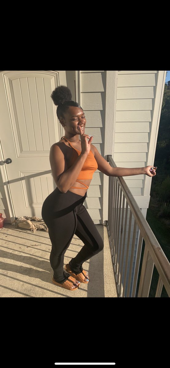 _tynice's tweet image. just checking in 🥰