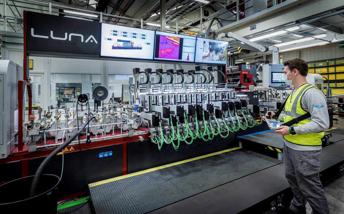 Epwin Window Systems has taken delivery of its 2nd Luna R automatic profile lamination #machine, which increases the company’s #foiling capacity which is set to be up and running by January 2021.

Read more on the new Luna R machine HERE: bit.ly/3oprdwb ✔️