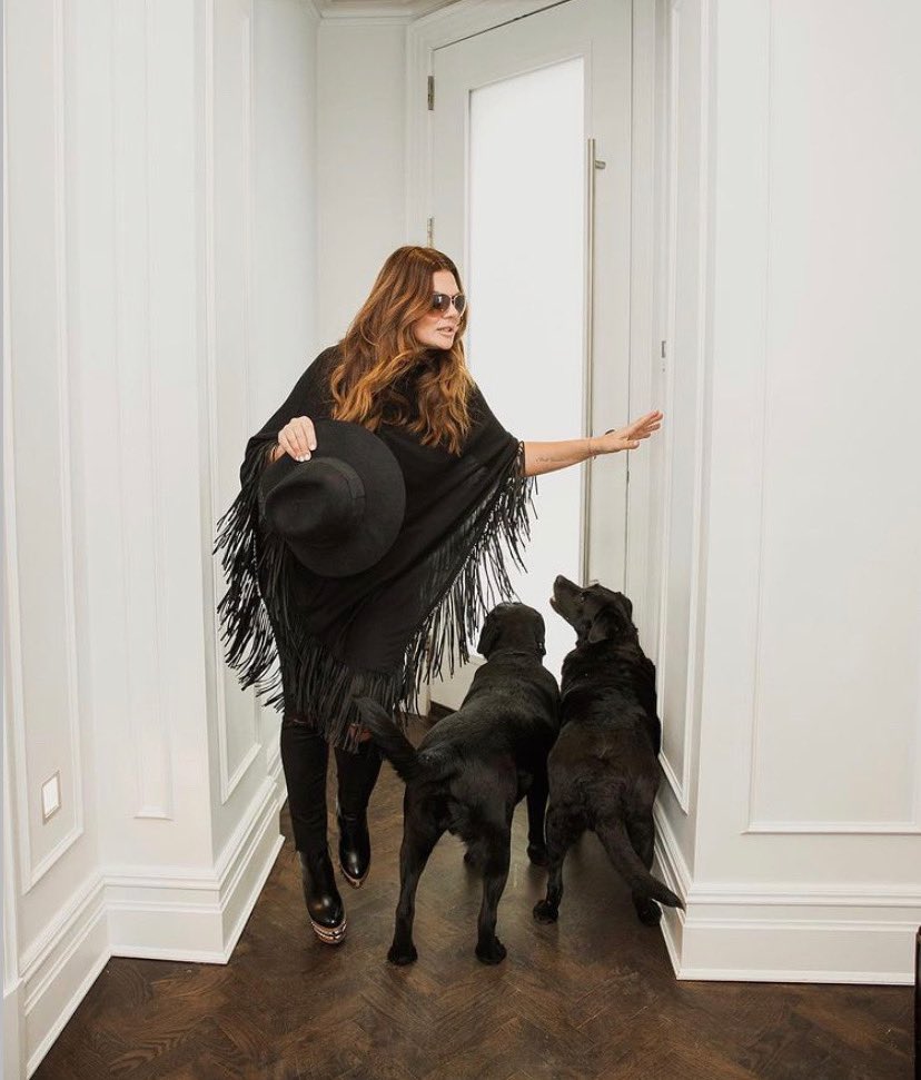 natashankpr's tweet photo. Can I get a round of ap-paws ππΌππΌπΎ for this weekβs #FashionFriday featuring our Pups π€ππ»ββοΈπ¦΄ Black fur + #NKAllBlackEverything = a match made in fashion heaven! π Let me know which look you love best...and happy Friday everyone!ππΌ #Koddog https://t.co/myyWKORYMF