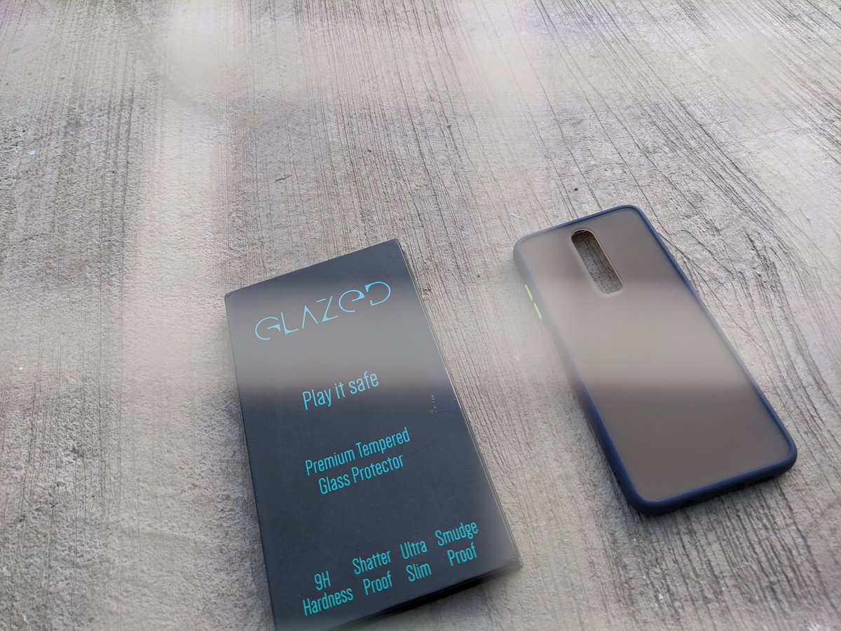 shubhamdutt13's tweet image. Got this POCO X2 smoke case and 2.5D curved Tempered glass from @GlazedInc. The case definitely looks good and fits well. 

Read more: techbloat.com/best-smoke-cas…

#Techbloat #Glazedinc