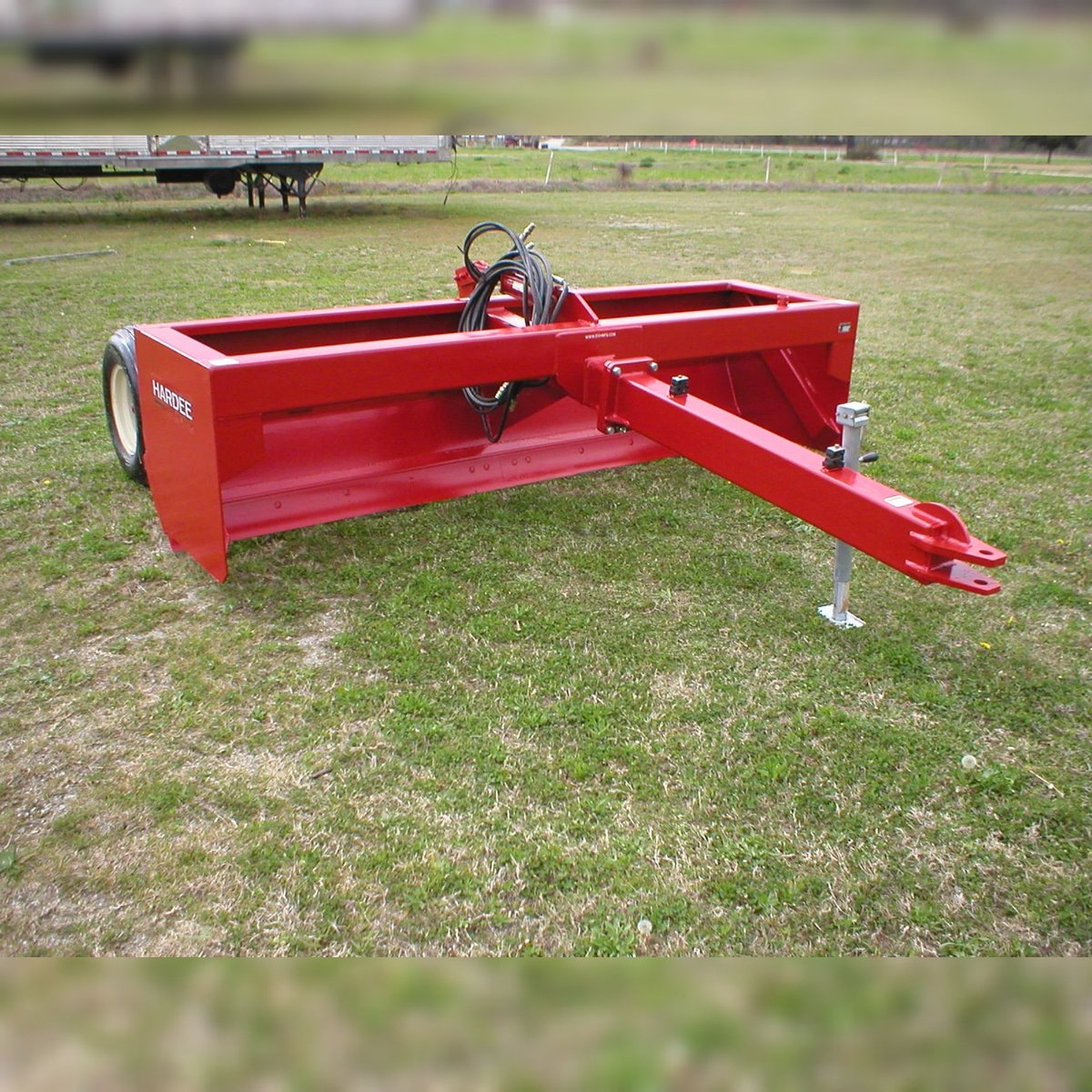HardeeByEVH's tweet photo. 🟥 HEAVY DUTY PULL TYPE SCRAPER

🔴 PTS-96 = 8’ HD Pull Type Scraper, 1,550lbs --- HP requirements are 75-100hp

🔴 PTS-120 = 10’ HD Pull Type Scraper, 1,760lbs --- HP requirements are 100-125hp

🔴 PTS-144' = 12’ HD Pull Type Scraper, 1,840lbs --- HP requirements are 125-150hp https://t.co/Qn6fggNNqS