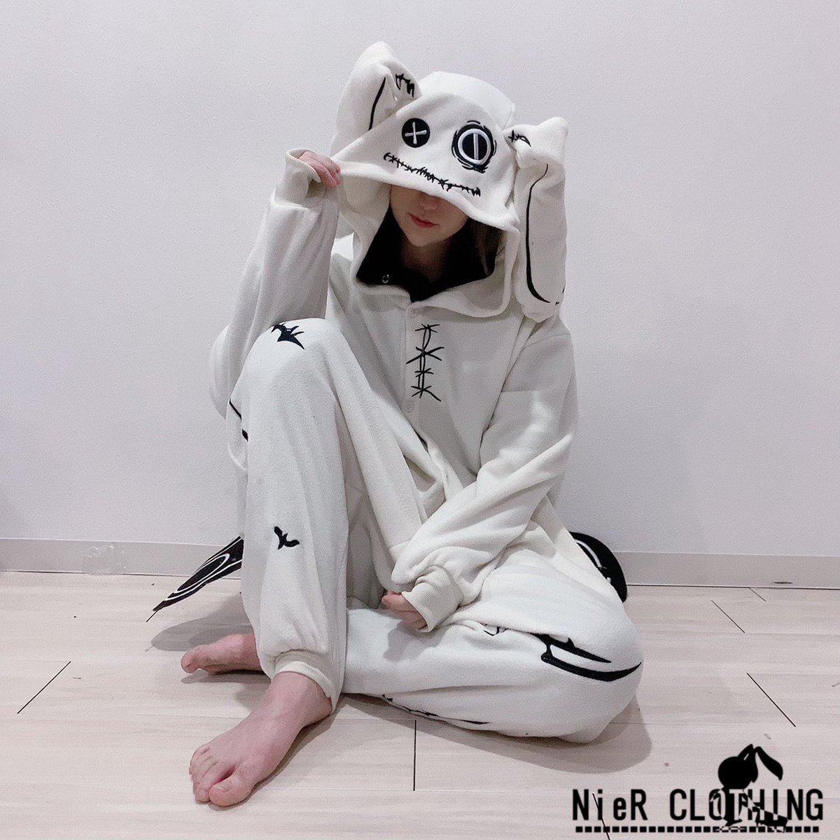 🎁本日〆切プレゼント企画🎁

こちらの当店オリジナル商品を

🎁3名様にプレゼント🎁

ユニセックスアイテムです。

◼応募方法
フォロー(<a href="/NieR_tokyo/">NIER CLOTHING</a>) &amp; RT
◼締切〆  本日24時

※鍵垢の方も対象内です。
是非ご参加ください🙇‍♂️🙇‍♀️