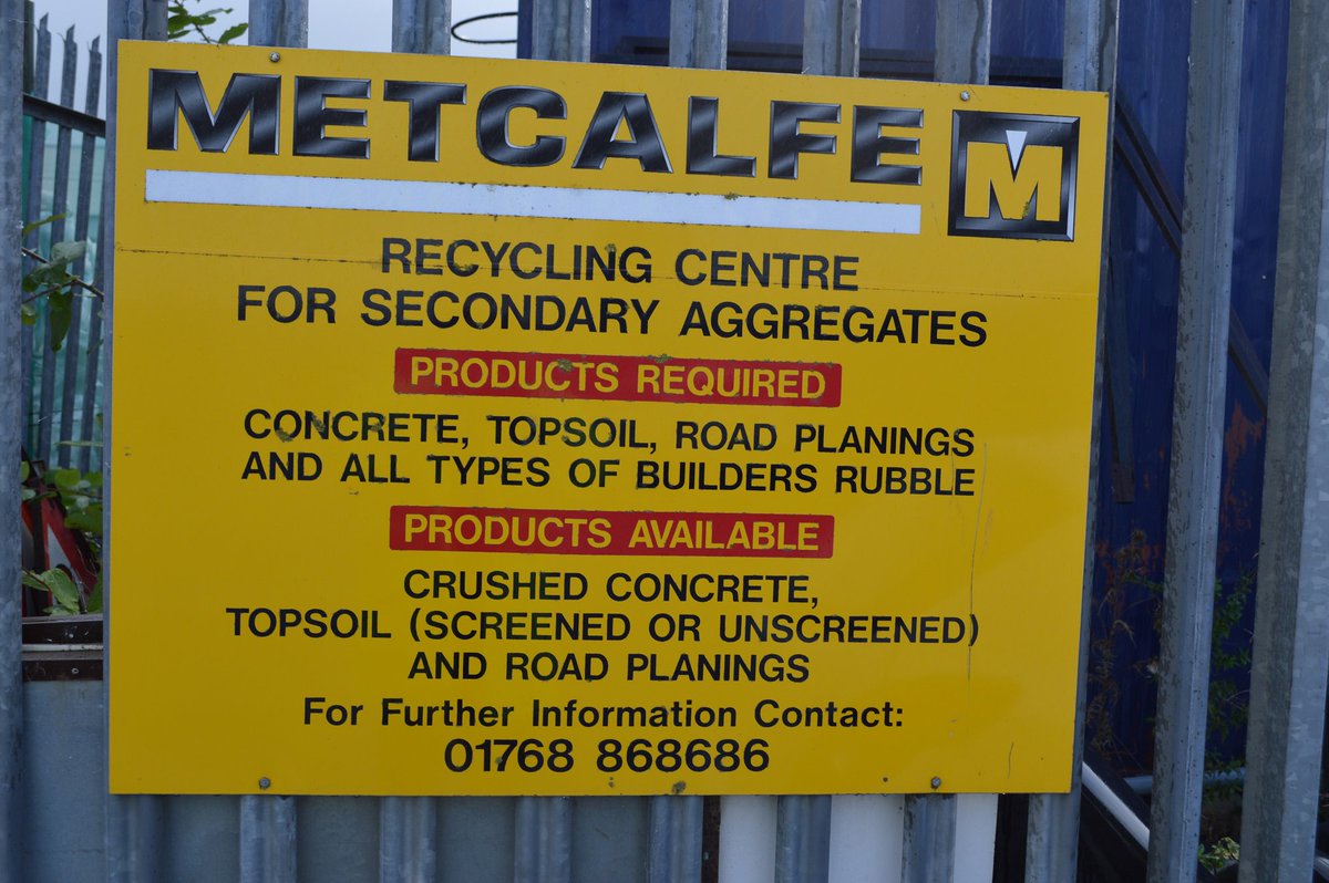 MetcalfePH's tweet photo. For disposal of your building and construction waste and for supply of secondary aggregates, our Recycling Centre at Mardale Road Penrith (behind the Truck Stop) continues to be operational. #recycling #ConstructionAggregates #Crushing #Screening https://t.co/QqZ4vQdSMC