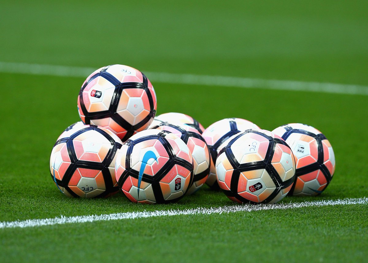 OUR TEAM | As of Monday 11 January, #London FA will be placing a number of our team members on furlough leave to help safeguard the financial stability of the business.

For full details, please visit ⬇️

bit.ly/2MHwqBn