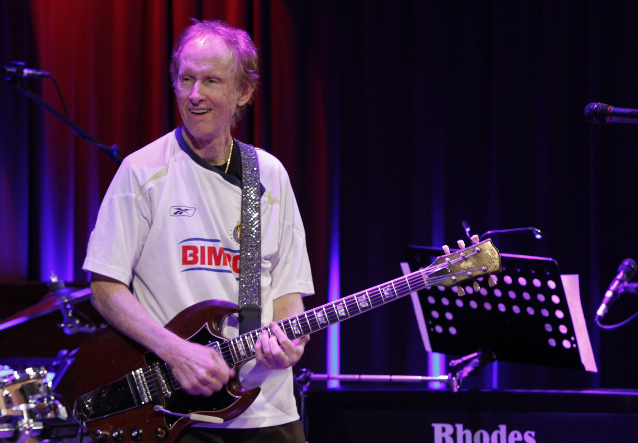 Please join me here at in wishing the one and only Robby Krieger a very Happy 75th Birthday today  