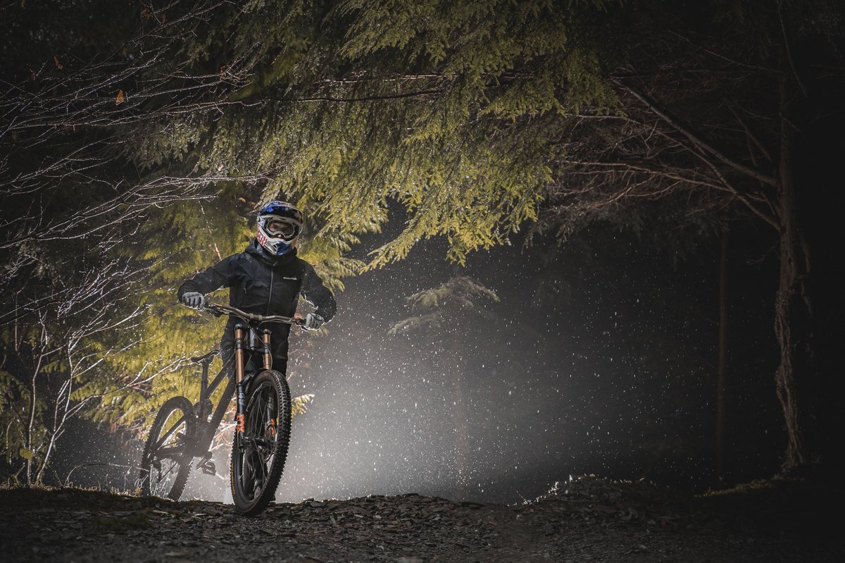 Winter is upon us!! <a href="/endura/">John Peters</a> MT500 range is the only way to get through it!!   endurasport.com/mountain/