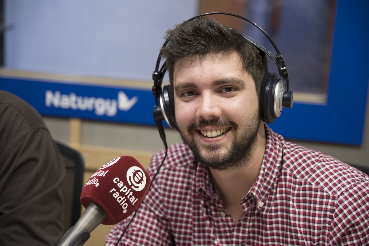 .<a href="/MiradasViajeras/">Miradas Viajeras</a> nos trae de nuevo la #Curiosoteca. Hoy, <a href="/DiegoRuizRV/">Diego Ruiz RV</a> nos habla sobre el frontón Beti Jai de Madrid, un espacio en su día muy célebre dedicado a la pelota vasca, pero que con el paso del tiempo tuvo muchos usos. ¡Engánchate al directo!
