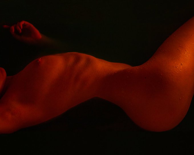 Borderline Girl's pics and videos ErOIrGkXMAAhYo4 jpg:small preview