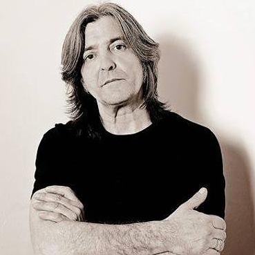 De parte del grupo Pan-z Plasencia  nuestro pésame a família y amigos de uno de los artistas que personalmente ha sido gran referente tanto con barricada como por solitario...nos queda en el recuerdo haber compartido cartel y por supuesto sus canciones.. Hasta luego Boni D. E. P