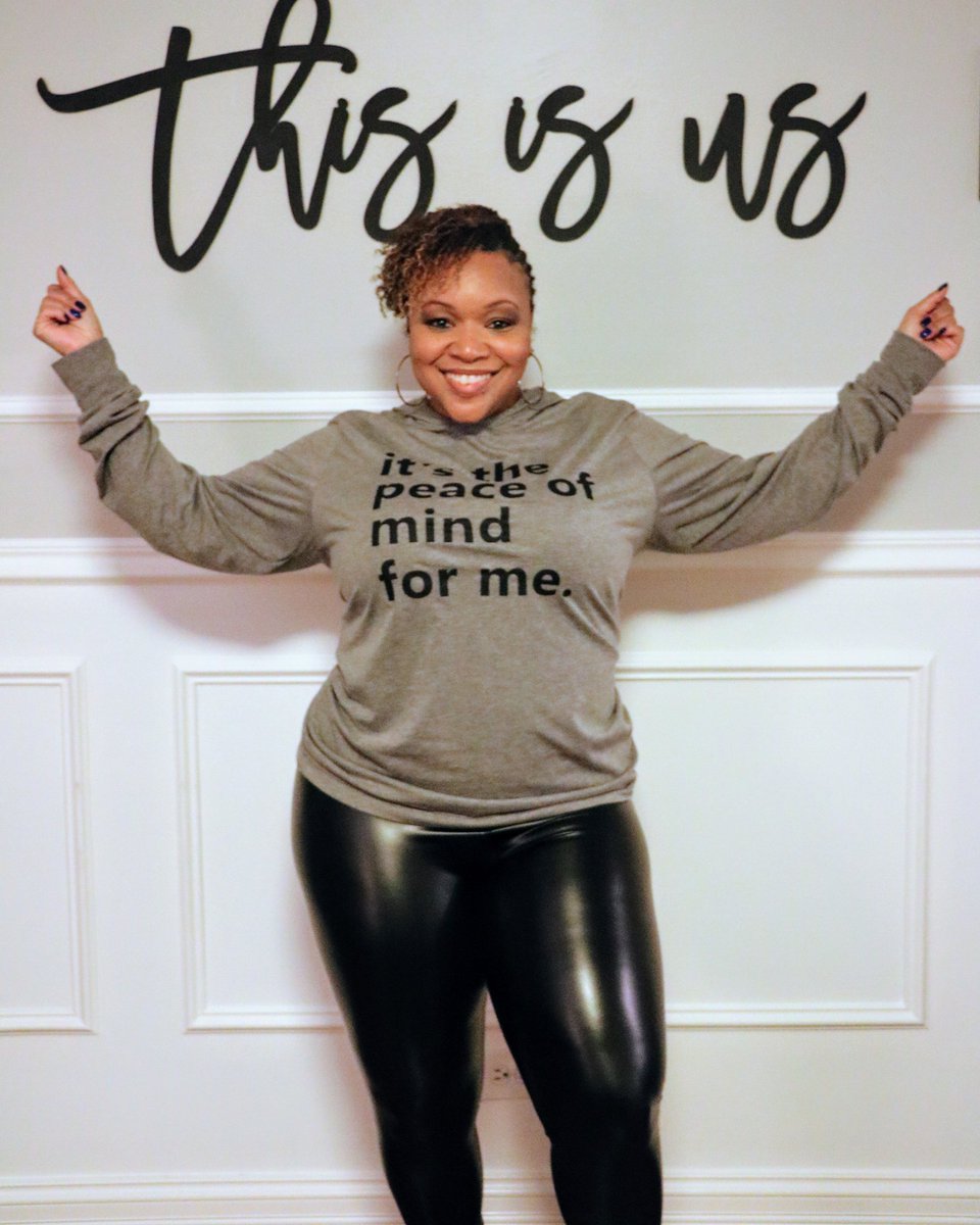 RaySmith1976's tweet image. Happy 45th birthday to me! This year, I've lost, won, failed, cried, laughed, and loved, but never folded. It hasn't always been easy, but for every obstacle God provided a blessing. Life is sweet! Here's to another trip around the 🌞 #chapter45