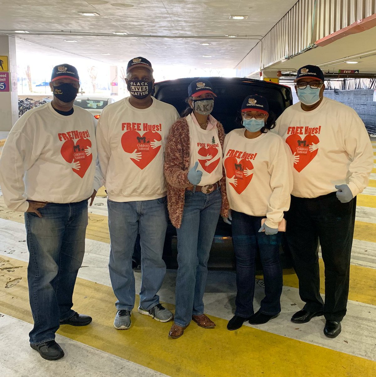 benschilifdn's tweet photo. January is #NationalThankYouMonth and we are so grateful for our healthcare &amp; frontline workers for keeping our communities safe! If you'd like to donate a meal to a first responder, you can purchase a gift card or #donate through our website: https://t.co/u5eT9yvT8T https://t.co/FmcI3cHBX6