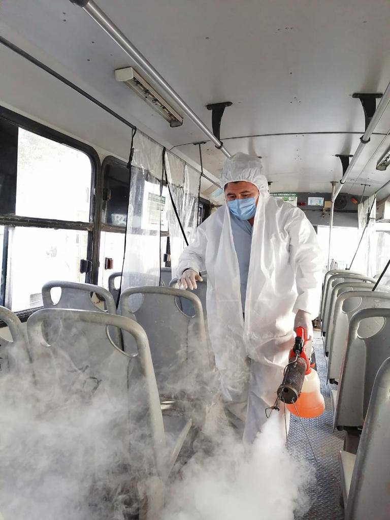 MauVila's tweet photo. Diariamente se realizan tareas de sanitización de las unidades de transporte público de #Mérida como una de las medidas para prevenir contagios de Coronavirus. Seguimos cuidando la salud de los yucatecos. https://t.co/frAI6ZcOgn