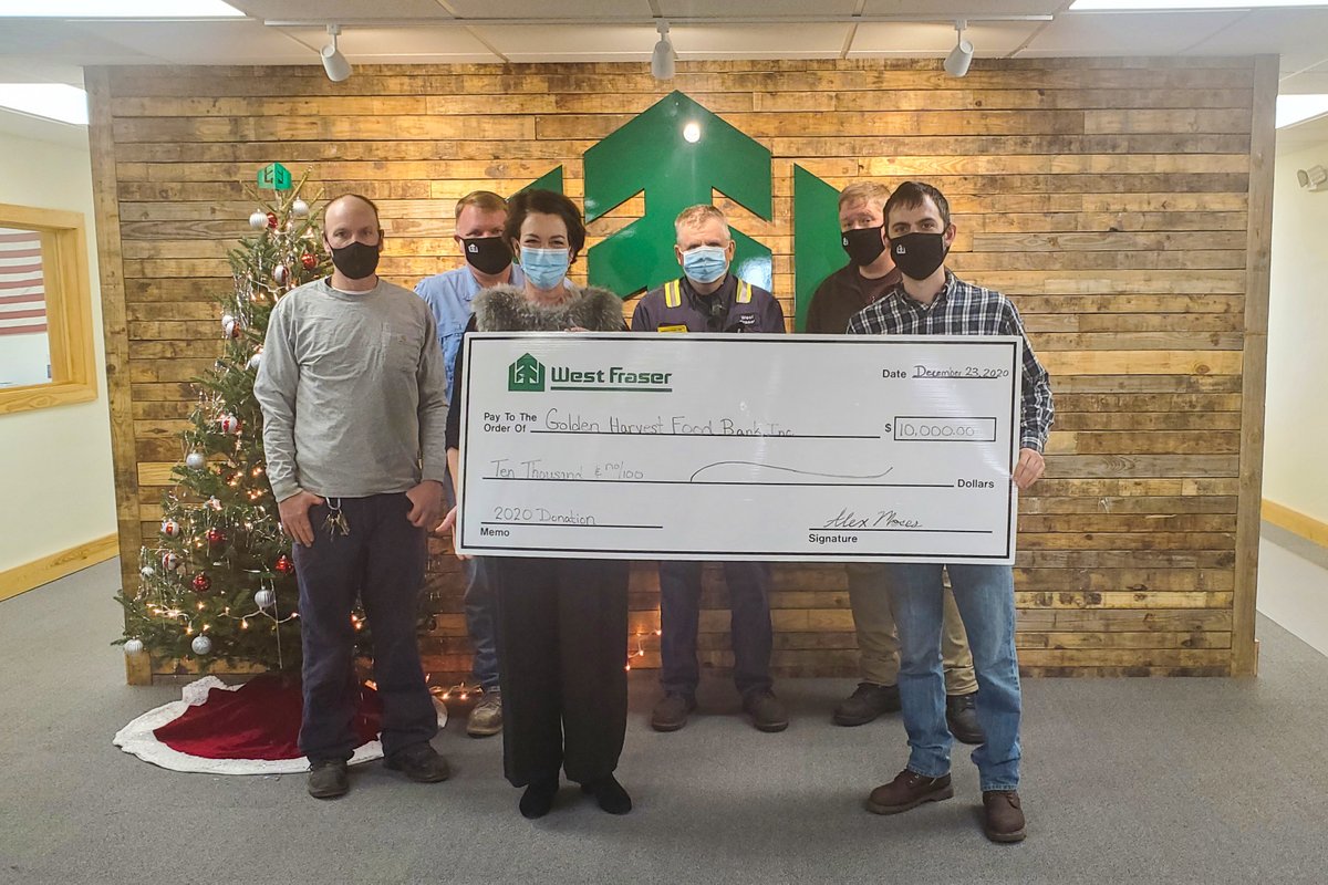 ghfbEndHunger's tweet photo. We closed out 2020 with one more new community partner in #feedinglivestogether ! Thank you #WestFraser for 30,000 more meals for families experiencing food insecurity! #community #fromhungertohope https://t.co/nzUu24z0Xk
