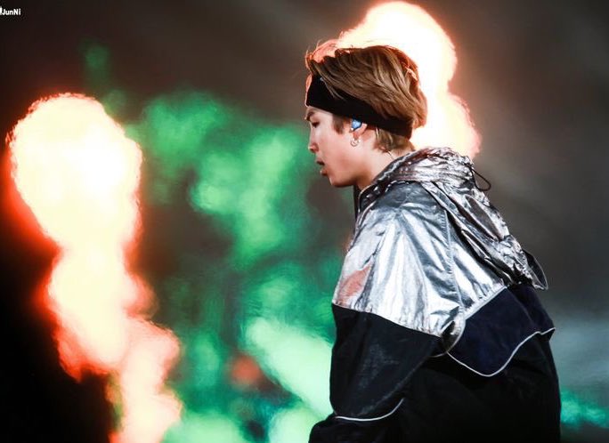 Jung Hoseok literally insane every time when his part come up this is so perfection fr