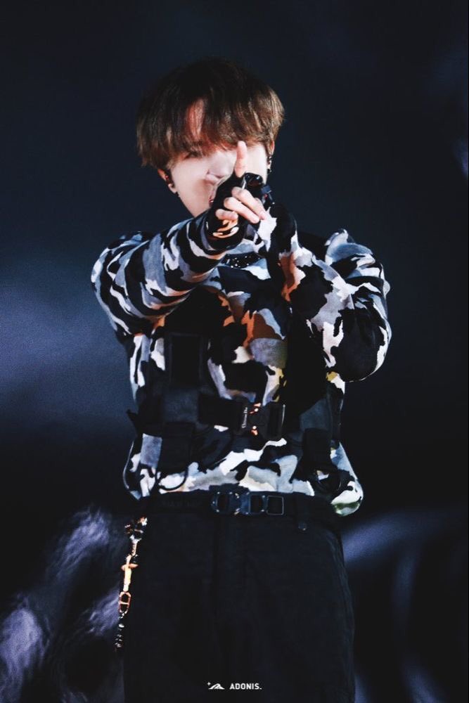 Jung Hoseok literally insane every time when his part come up this is so perfection fr