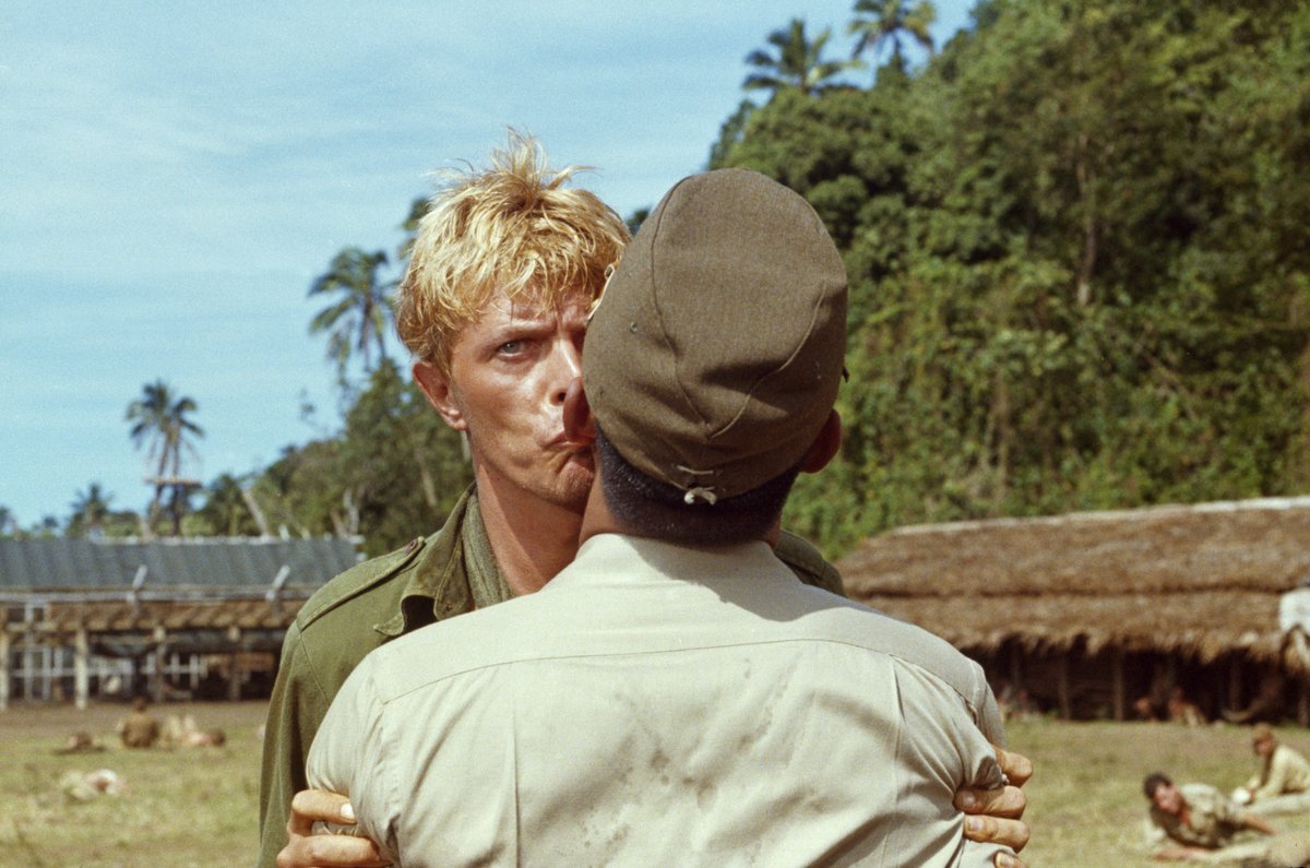 Criterion's tweet photo. David Bowie, movie star. ✨💙📽️✨

On his birthday, revisit his haunting performance in Nicolas Roeg's THE MAN WHO FELL TO EARTH, Nagisa Oshima's MERRY CHRISTMAS MR. LAWRENCE and David Lynch's TWIN PEAKS: FIRE WALK WITH ME (now on @criterionchannl). https://t.co/2qzgxj3YUk
