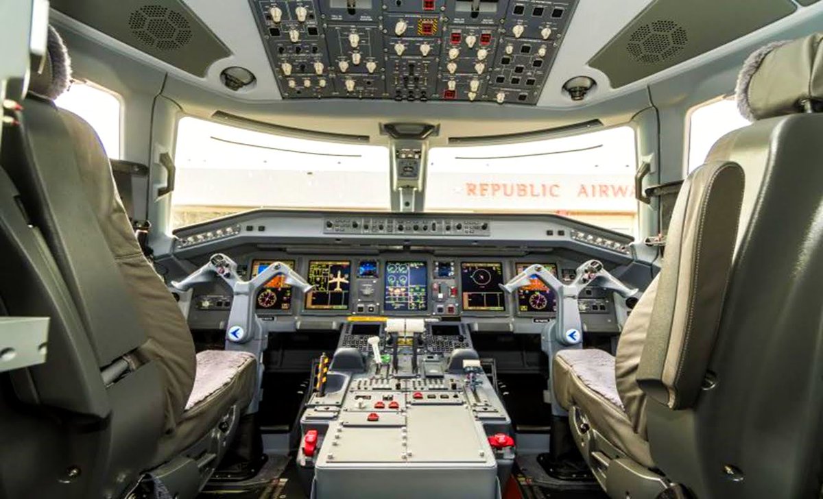 FlyWithLIFT's tweet photo. Question for our fellow #avgeeks: what are your #AVgoals for #2021? How do you plan on accomplishing them? We want to know, share below⤵️ #ExplorersWanted #FlyWithLIFT 🛫 https://t.co/onb8oIXMQW