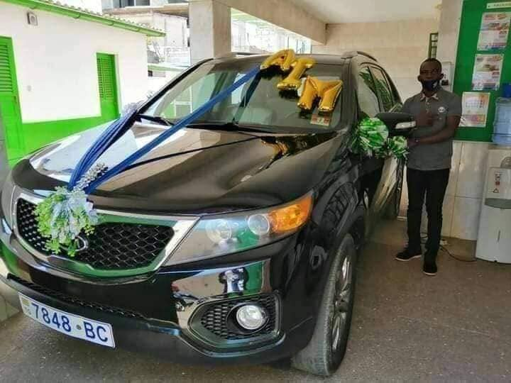 m_mipana's tweet photo. GREAT SUCCESS STORY.
BE INSPIRED all our AFRICAN friends with this AIM Global Success Story :
Mr. Chino from AFRICA was the first non-Filipino member of AIM Global who joined in the Philippines.
#AimMotivation
#AimPower
#AimGrabee https://t.co/vZbYIQS6w1