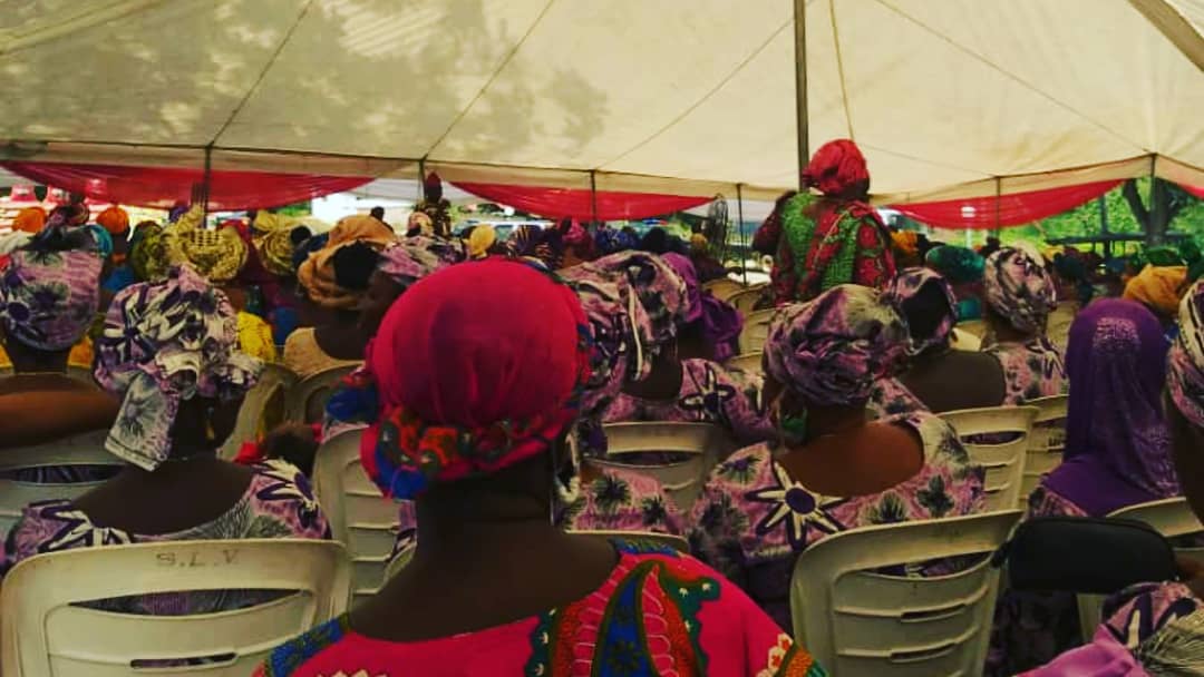 PositiveCareng's tweet photo. Positivecare Support Foundation was opportune to be at the Oyo State Government House at a programme organized by the first lady Engr. Olufunke Makinde, @iamominini   for women leaders and women groups on the 22nd December, 2020
#maternalhealth
@oyostategovt 
@seyimakinde https://t.co/07E2WflVLN