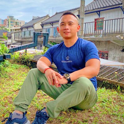 #NewProfilePic (新個人資料照片)