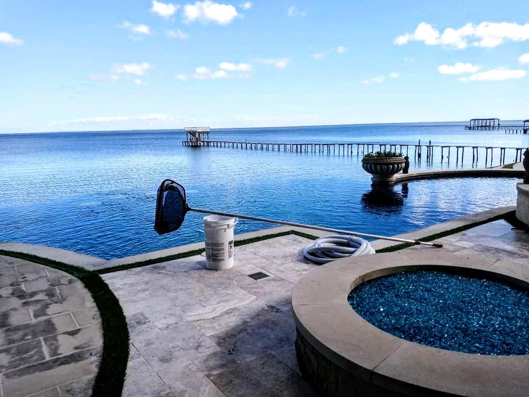 Manningpools's tweet photo. "Life is not about finding out limitations, it's about finding our infinity." - Herbie Hancock
Beautiful infinity edge pool in Galveston. Seamless blend into the Gulf.
Have a great weekend, #poolpros!

#poolmaintenace #poolrepair #nofilter #mpspool #infinityedge #infinityedgepool https://t.co/ve26AWe1Tq