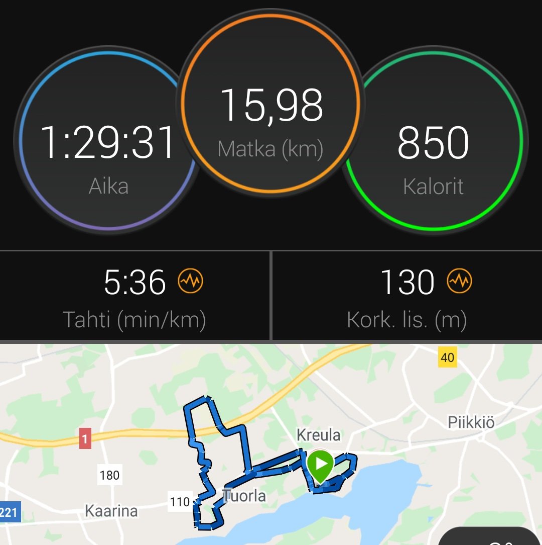 tuomto's tweet photo. Pieni #iltajuoksu upeassa kelissä. Tuuli tosin hieman mutkisti matkaa. Nyt #sauna ja yksi murea #vehnä. #kaarina #raadelma #lenkki #talvi https://t.co/o535XHwbOS