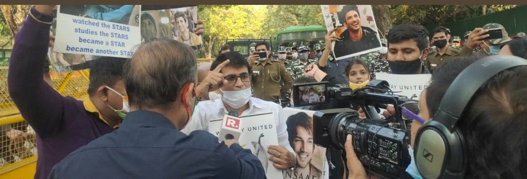 IamGMishra's tweet photo. The man who was one of the 1st few who ignited this movement with us.

The man who did umpteen no. of ground protest &amp; always stood for SSR justice from 1st month.

How can you ignore his contribution?

I stand rock solid with @iRaviTiwari
#UncoverSSRKillers

@MeenaDasNarayan https://t.co/3iPvZ67Ies