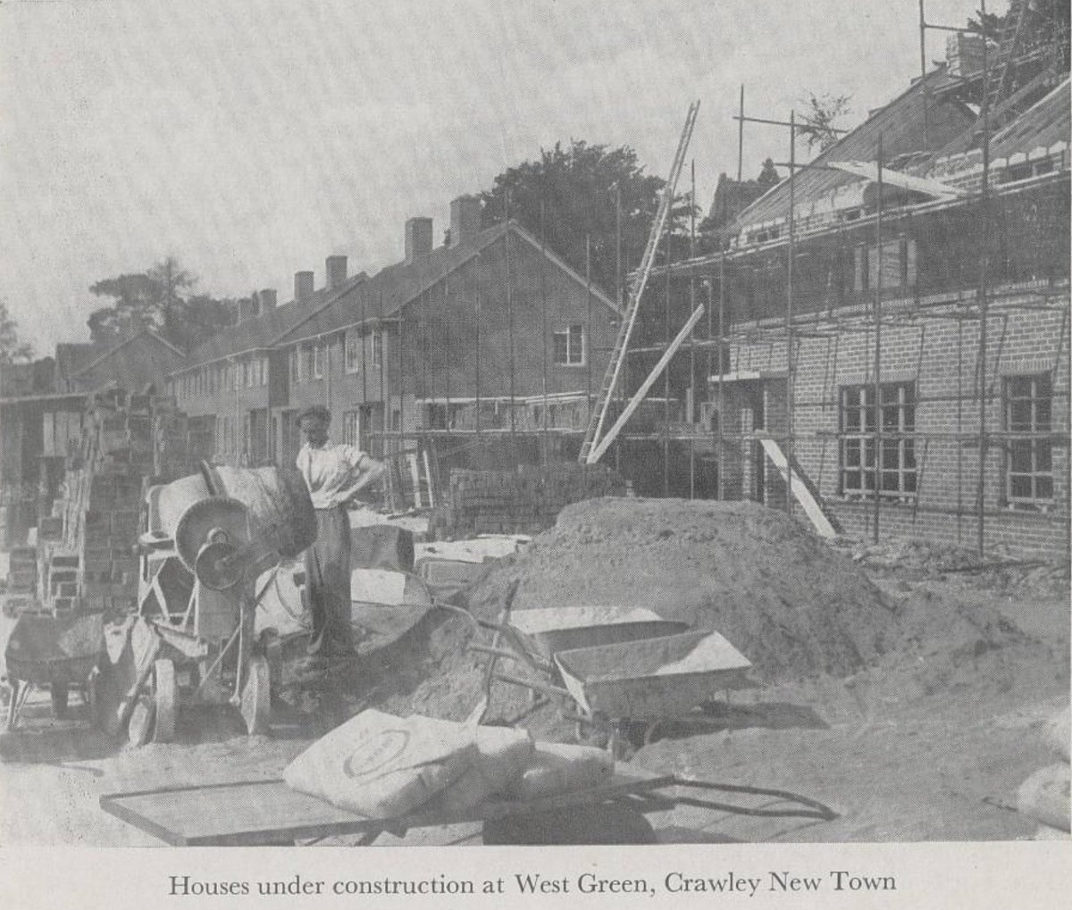 Next up on our virtual  #NewTowns tour is  #Crawley - designated 74 years ago today. Crawley's mix of old and new, built and natural has blended over the years to shape its distinct sense of place. #NTA75  #RegeneratingCrawley  @NewTownsAPPG  https://www.tcpa.org.uk/crawley&nbsp;