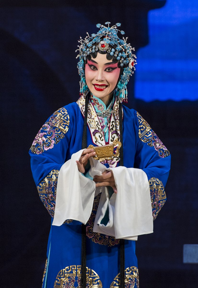 cccparislive's tweet photo. #Vendredi #OperaChinois #VendrediOperaChinois 

 🎭Opéra de Pékin « La Forêt aux sangliers » 京剧《野猪林》

La Forêt aux sangliers est l’un des quatre-vingt-douze chapitres d’Au bord de l’eau de Shi Nai-an, écrivain du XIVe siècle. https://t.co/UXRaiC6Qik