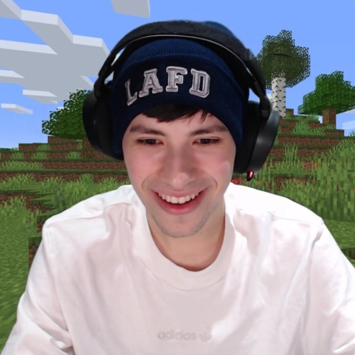 “who’s your daddy” streaming now ; GeorgeNotFoundtuesday, january 7. [screenshots i took and i don’t wanna lose but i need the storage because i’m not rich tf]