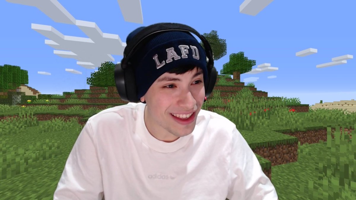 “who’s your daddy” streaming now ; GeorgeNotFoundtuesday, january 7. [screenshots i took and i don’t wanna lose but i need the storage because i’m not rich tf]