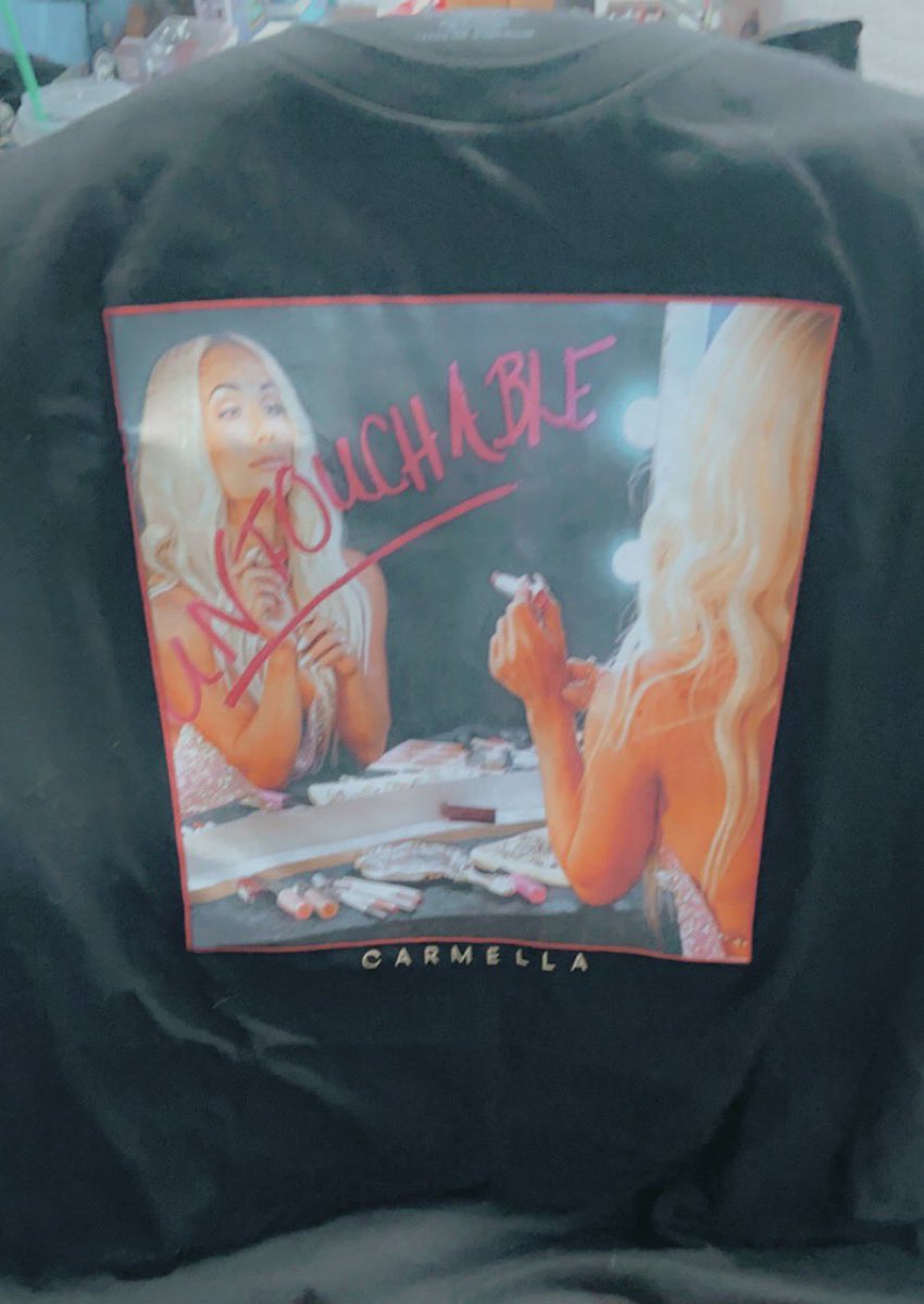 devilsskye's tweet photo. Itβs heeeeeere π Photos to be posted later #MellaIsUntouchable @CarmellaWWE https://t.co/M2teFAqV7l