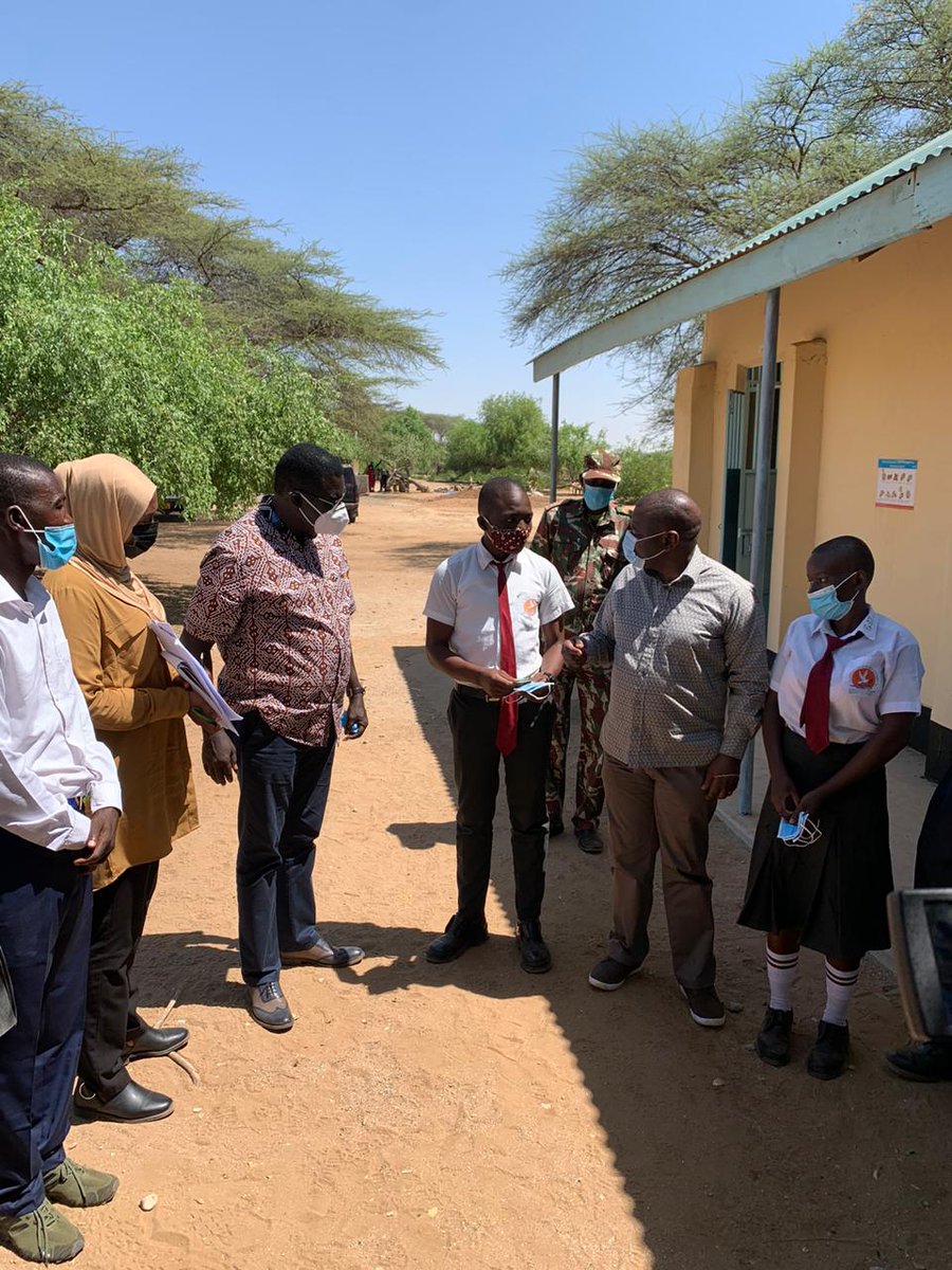 KhadijaMAhmed's tweet photo. The story of hardworking students in marginalised areas will challenge you to find the meaning of the word gratitude in life.
#operationbacktoschool with @jeroch1 & @PSPeterTum in #TurkanaCounty
#MyNorthRiftValleyAdventure https://t.co/PHtg9Cs7bc
