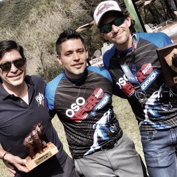 UltrawaltT's tweet photo. Está carrera es nada fácil de verdad tienes que tener  es buena forma los primeros 20k es pura subida y Corte de Tiempo tienes que hacer entre cinco horas si no ya no te dejan pasar para terminar la si estás haciendo 50k #ultraosonegro #ultraoso #Santiagomexico #ultramx https://t.co/LIluJJC75l