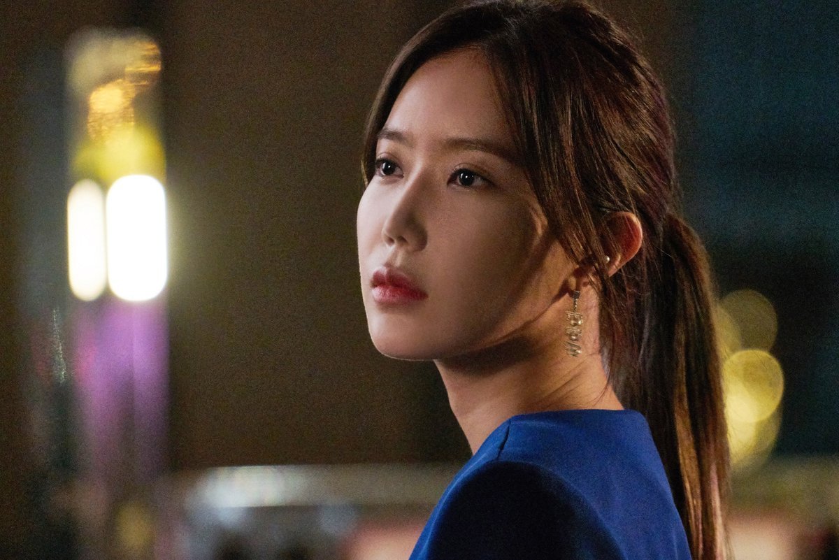 Graceful Family 우아한 가 (MBN, 2019) 📛 Mo Seok Hee 🗒️ Main lead - Beautiful and intelligent heiress, and yet arrogant ℹ️ Highest rated drama in MBN network history #ImSooHyang...