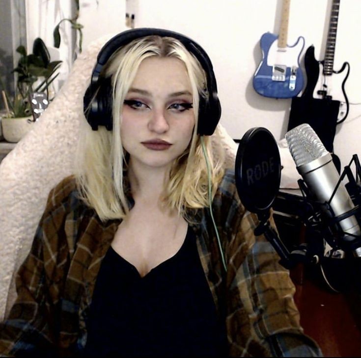 niki nihachu as squishmallows, a thread